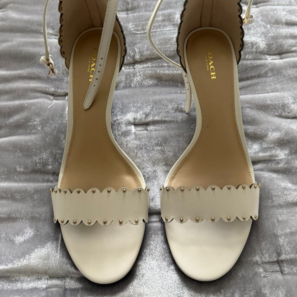 Coach Heels EUC